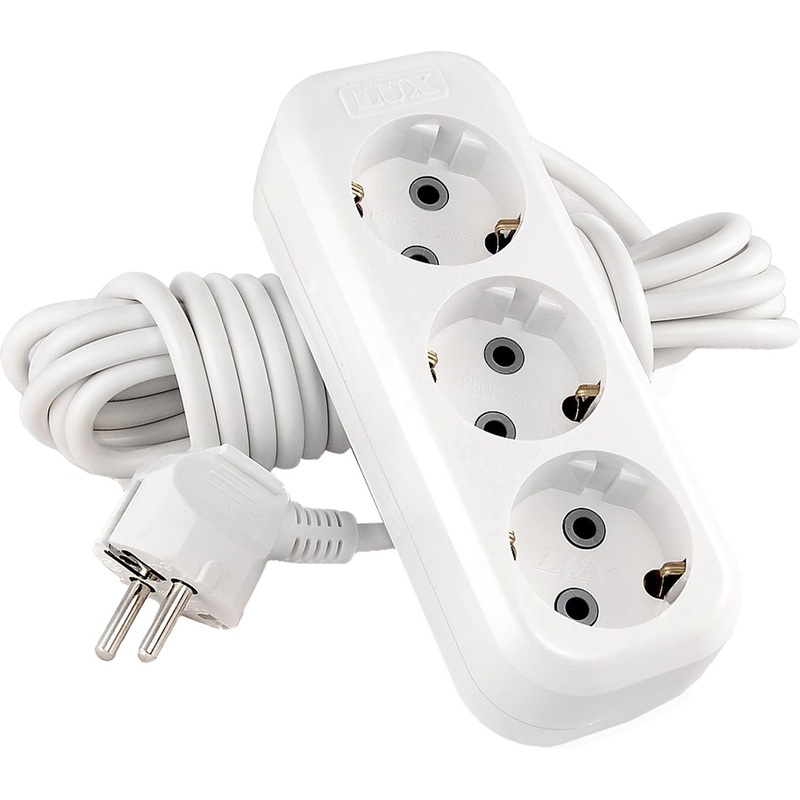 Изображение товара Удлинитель Lux У3-Е-07 с 3 розетками и длиной 7 метров