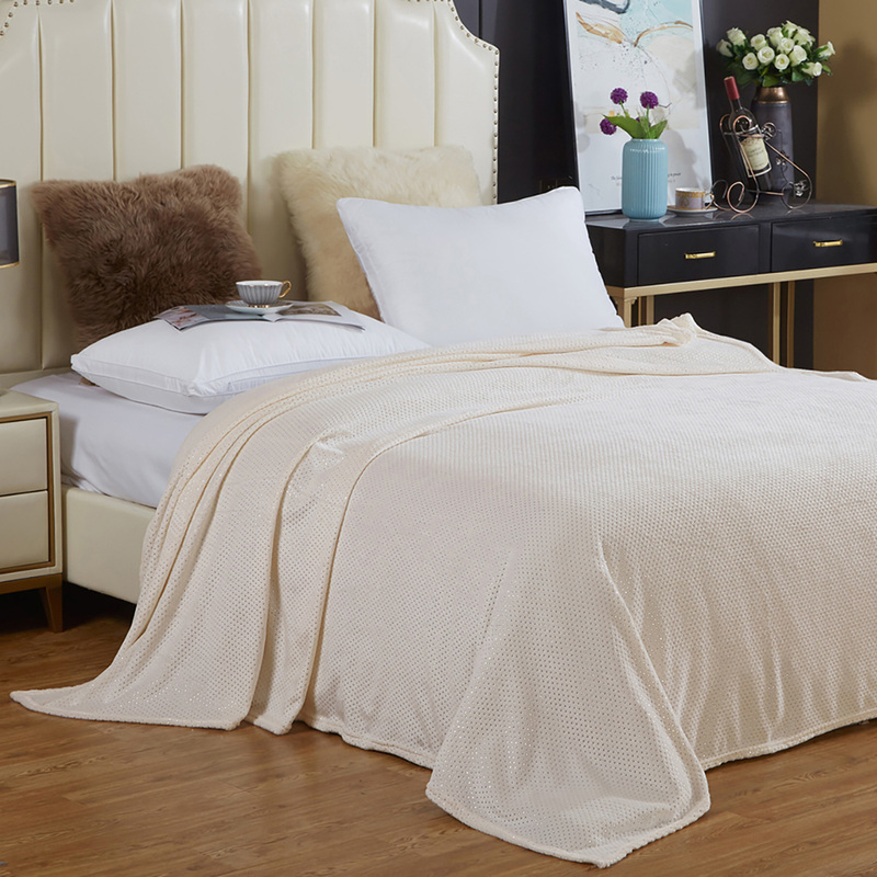 Изображение товара Плед Cleo Luna велсофт 150x200 см молочный