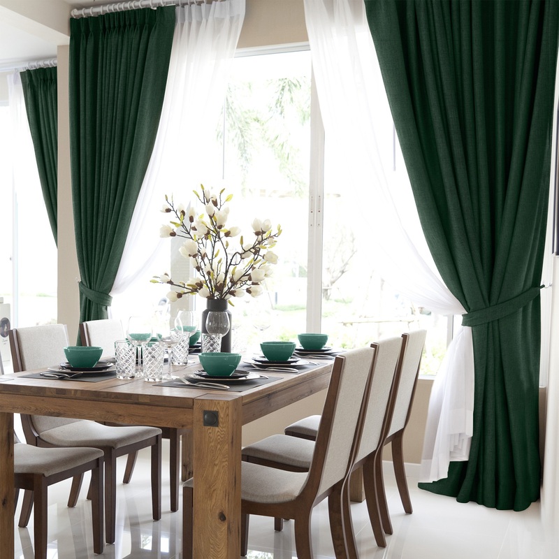 Изображение товара Комплект штор Волшебная ночь Рогожка (2 шторы 165x270 см, 2 подхвата) тёмно-зелёный