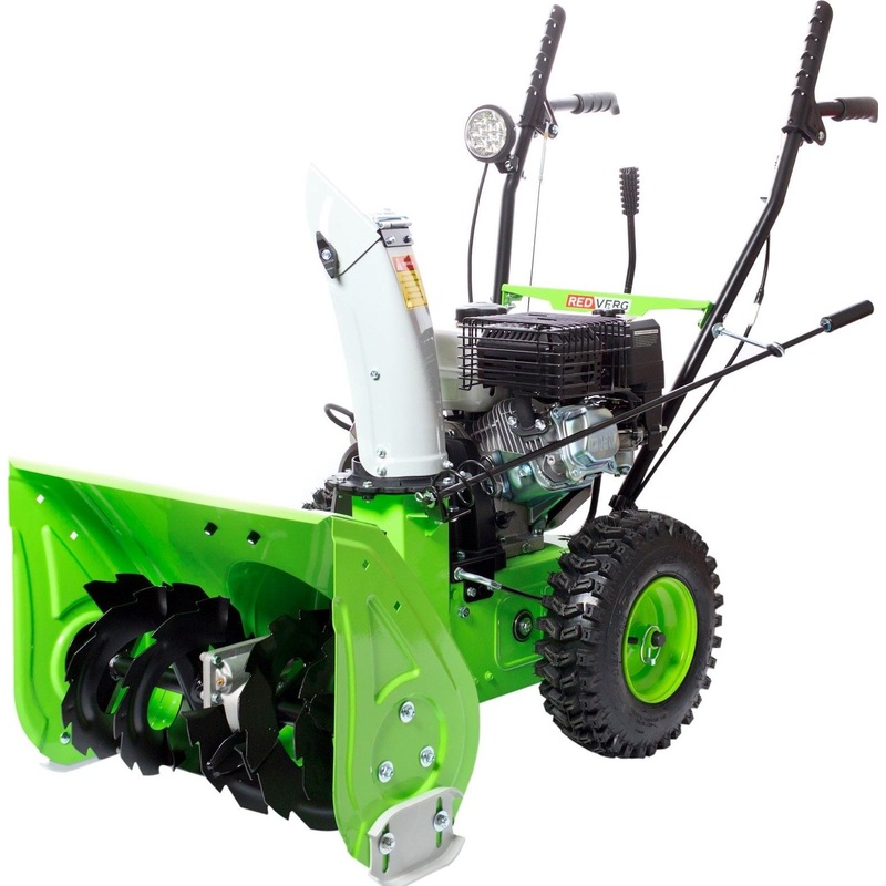 Изображение товара Бензиновый снегоуборщик RedVerg RD-SB56/7EW 7 л.с. ширина 56 см 212 см3