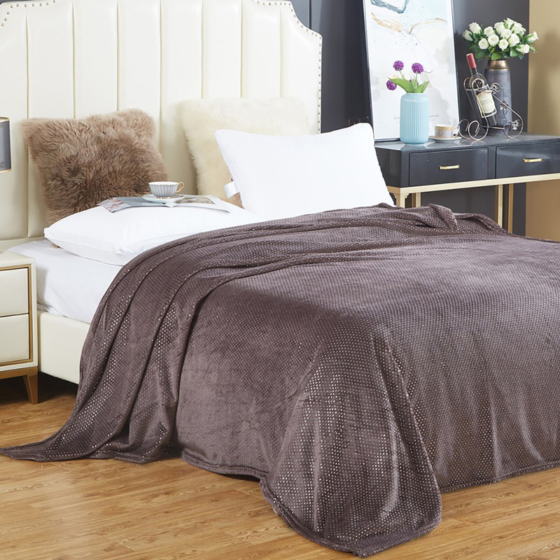 Изображение товара Плед Cleo Luna велсофт 150x200 см коричневый гипоаллергенный мягкий