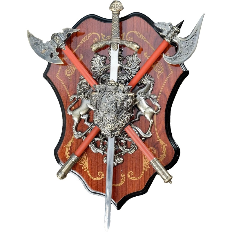 Изображение товара Панно настенное из дерева Герб со львом 120x45 см