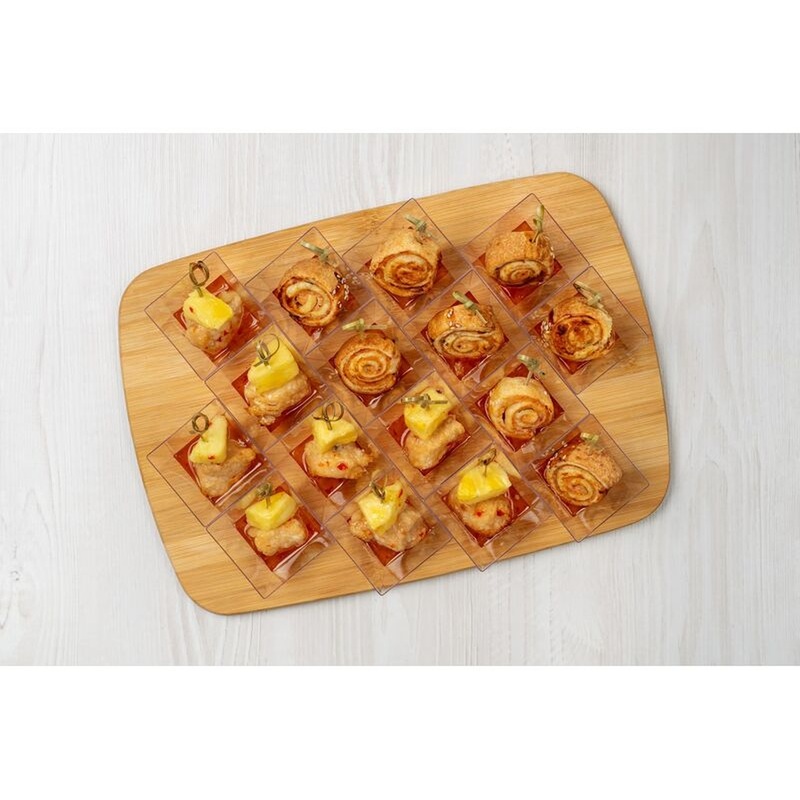 Изображение товара Фуршетный сет Ассорти закусок Тайский дуэт на 5-10 персон с мини-закусками и тайским соусом