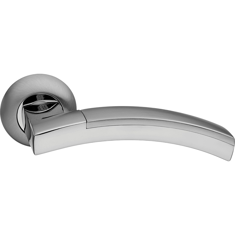 Изображение товара Дверная ручка Palidore 51x126x62 мм серебристый ЦАМ установка легко и просто