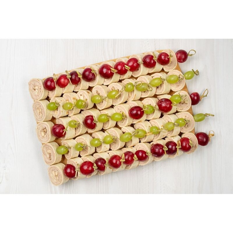 Изображение товара Фуршетный сет Сладкие роллы с бананом и шоколадным кремом на 5-10 персон