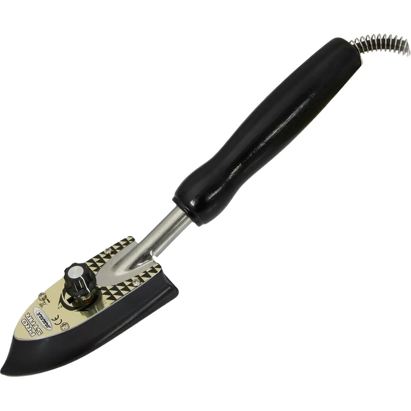 Изображение товара Утюг ART Technics Pro Star черный - сухое глажение и надежность