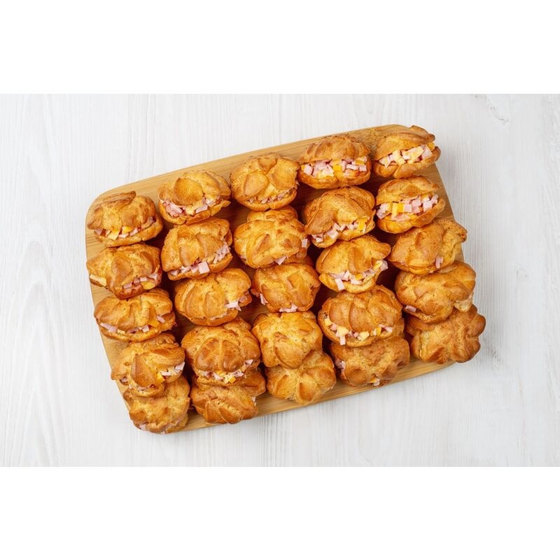 Изображение товара Запеченные профитроли с сыром и ветчиной для праздничного стола 25 шт.