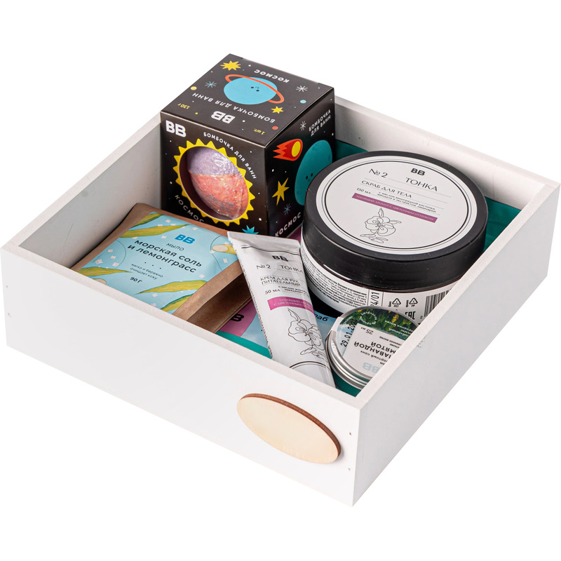 Изображение товара Подарочный набор косметический 1.2 кг с натуральными компонентами