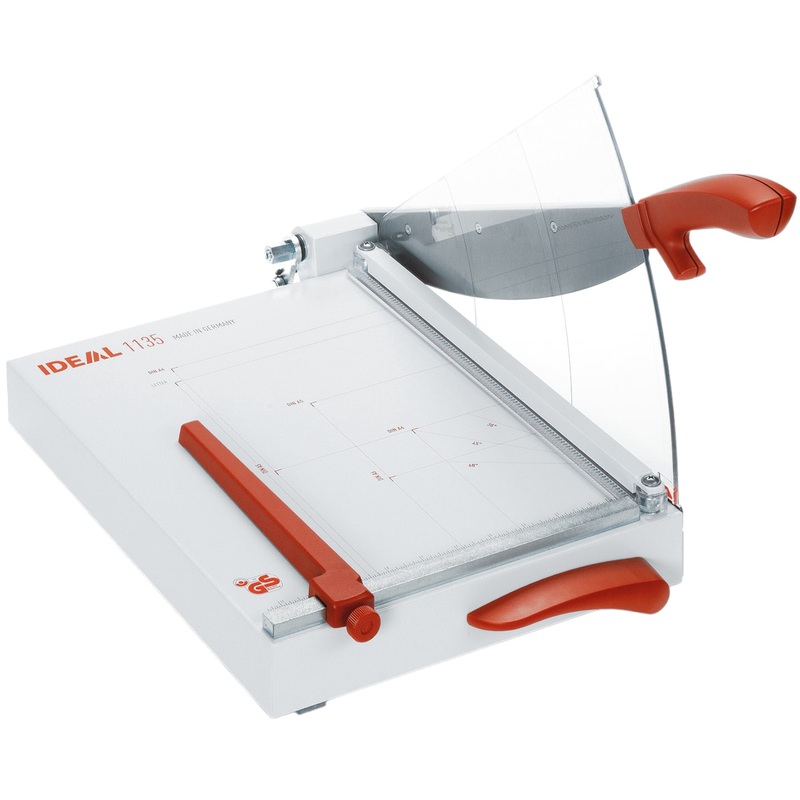Изображение товара Резак Ideal 1135 сабельный для формата A4+ с автоматическим зажимом