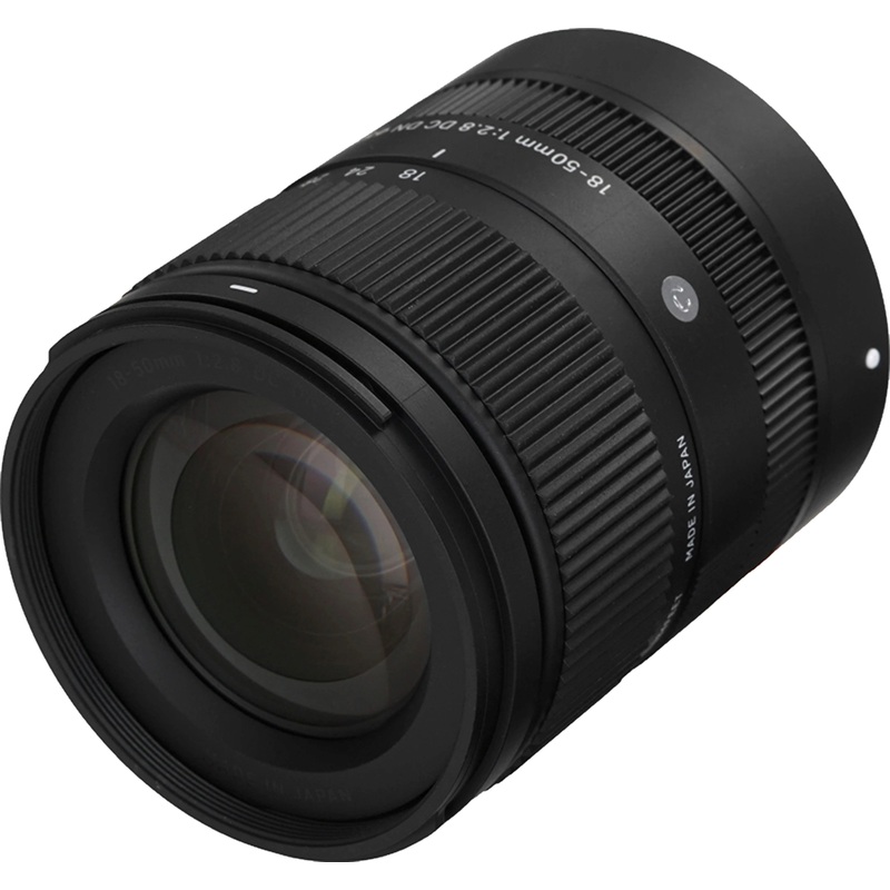 Изображение товара Объектив Sigma AF 18-50mm f/2.8 DC DN для Sony E, яркий и универсальный
