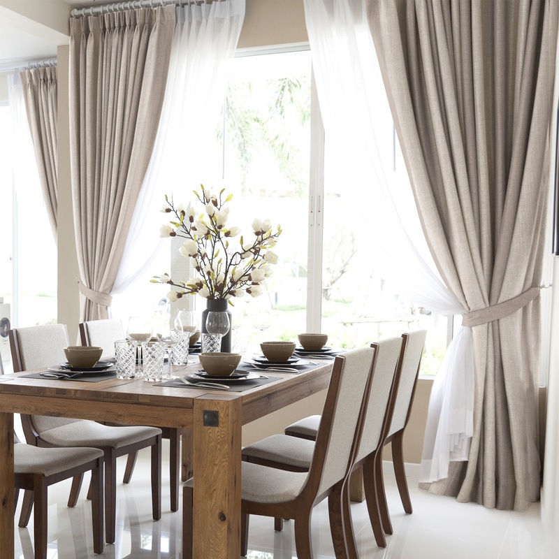 Изображение товара Штора Волшебная ночь Рогожка 165x270 см бежевый светло-бежевый натуральная ткань износостойкая