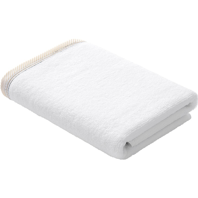 Изображение товара Махровое полотенце Fjord 70x140 см 450 г/м² белое от VEROSSA для банного использования