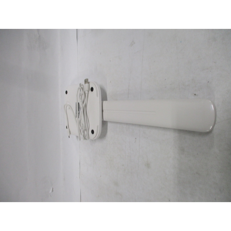 Изображение товара Настольный светильник Lucia L535 Modelist белый с сенсорным управлением