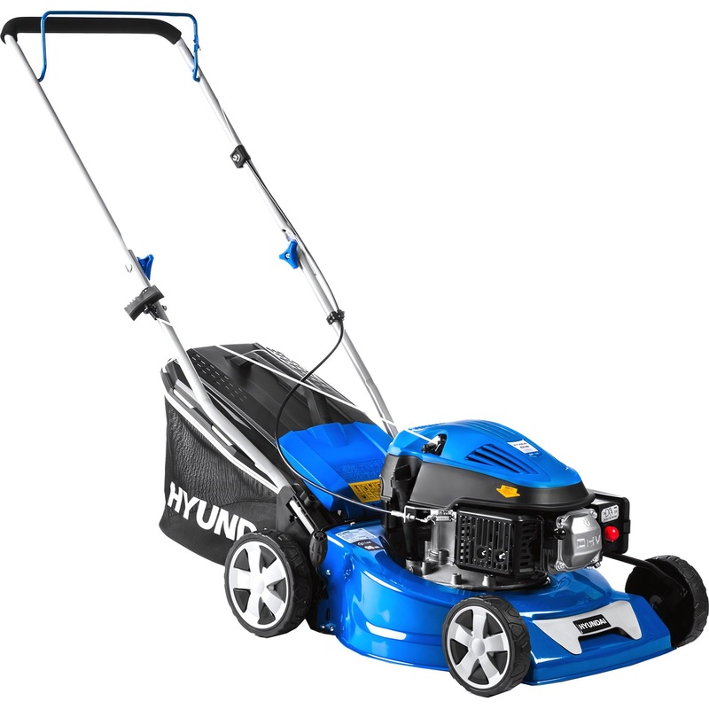 Изображение товара Бензиновая газонокосилка Hyundai L 4220 с регулятором высоты и травосборником