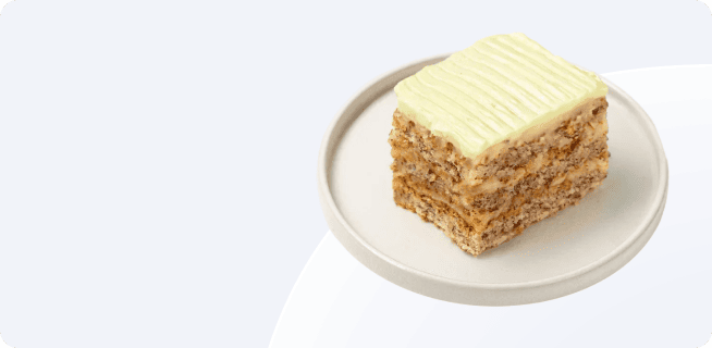 Миндальный с грильяжным кремом