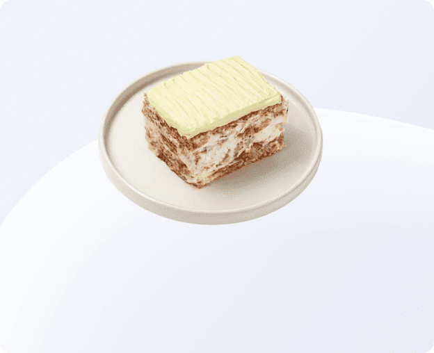 Миндальный с клубникой